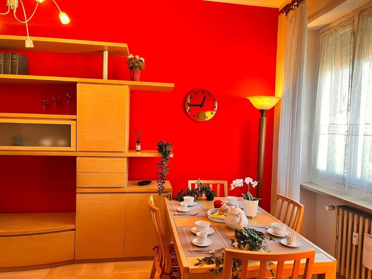 Sky Apartment A Due Passi Dalla Stazione Collegno Kültér fotó